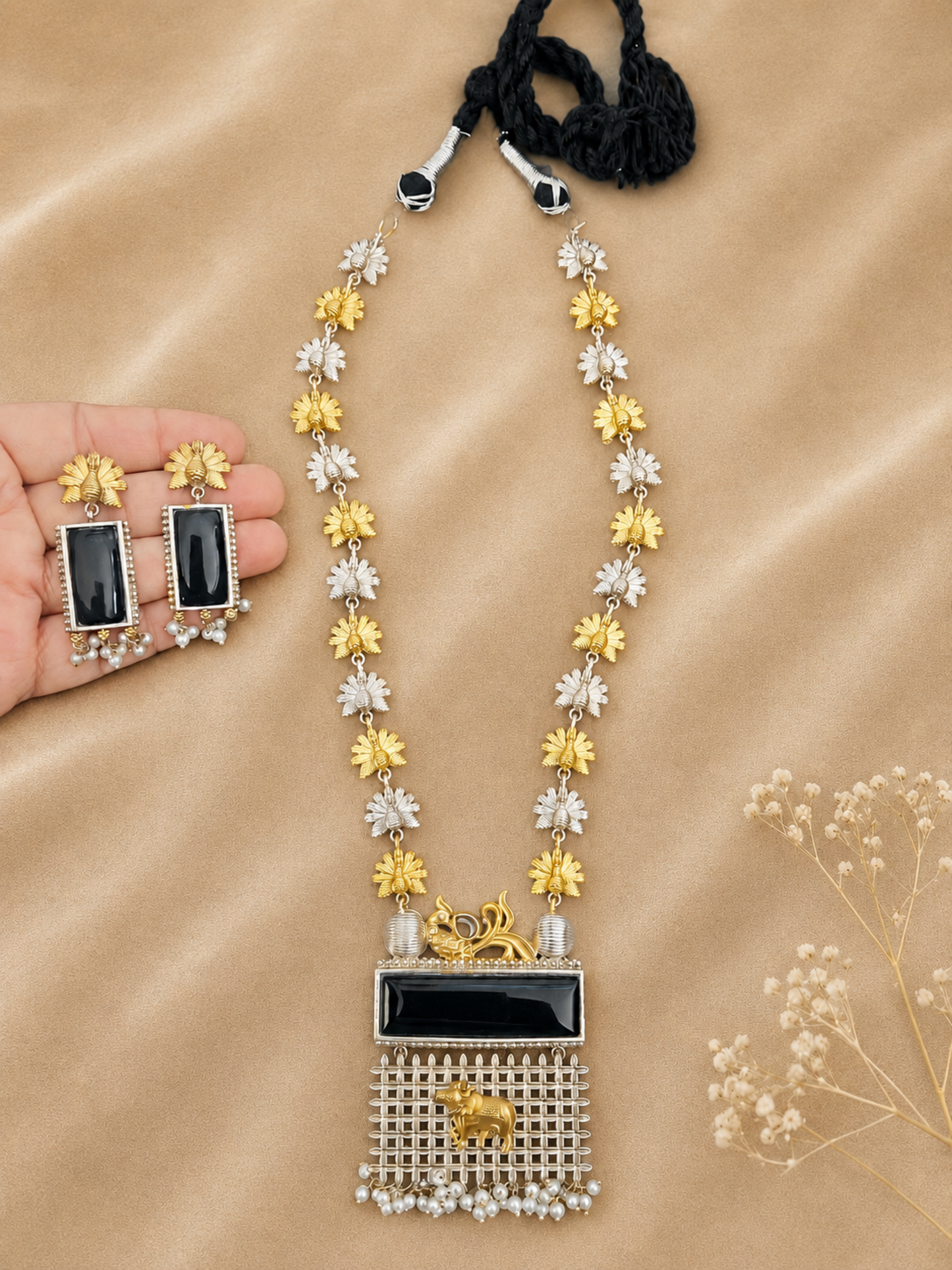 DUAL TONE LONG NECKLACE