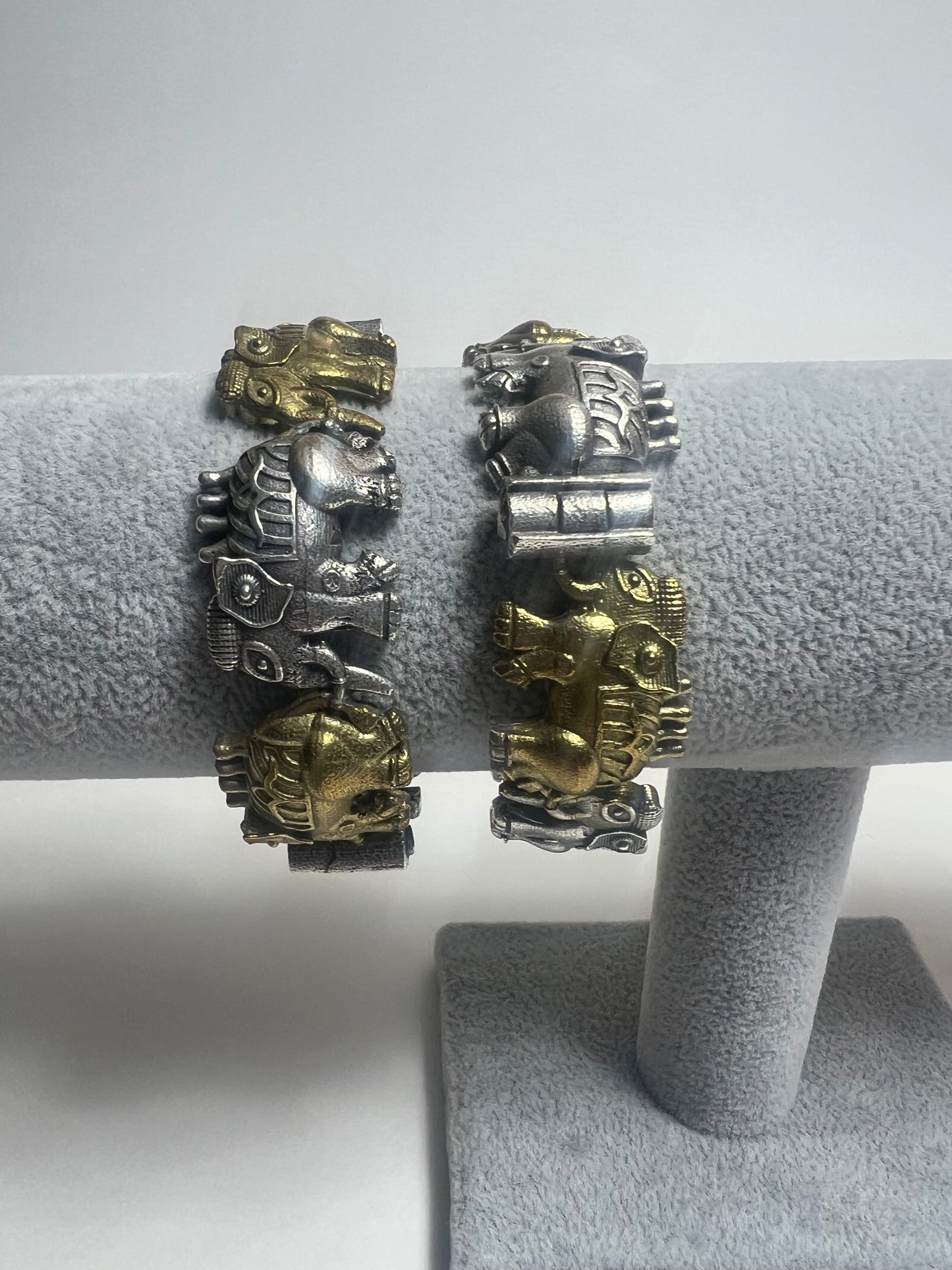 Dual tone Elephant kada/Bangle. Size 2.4