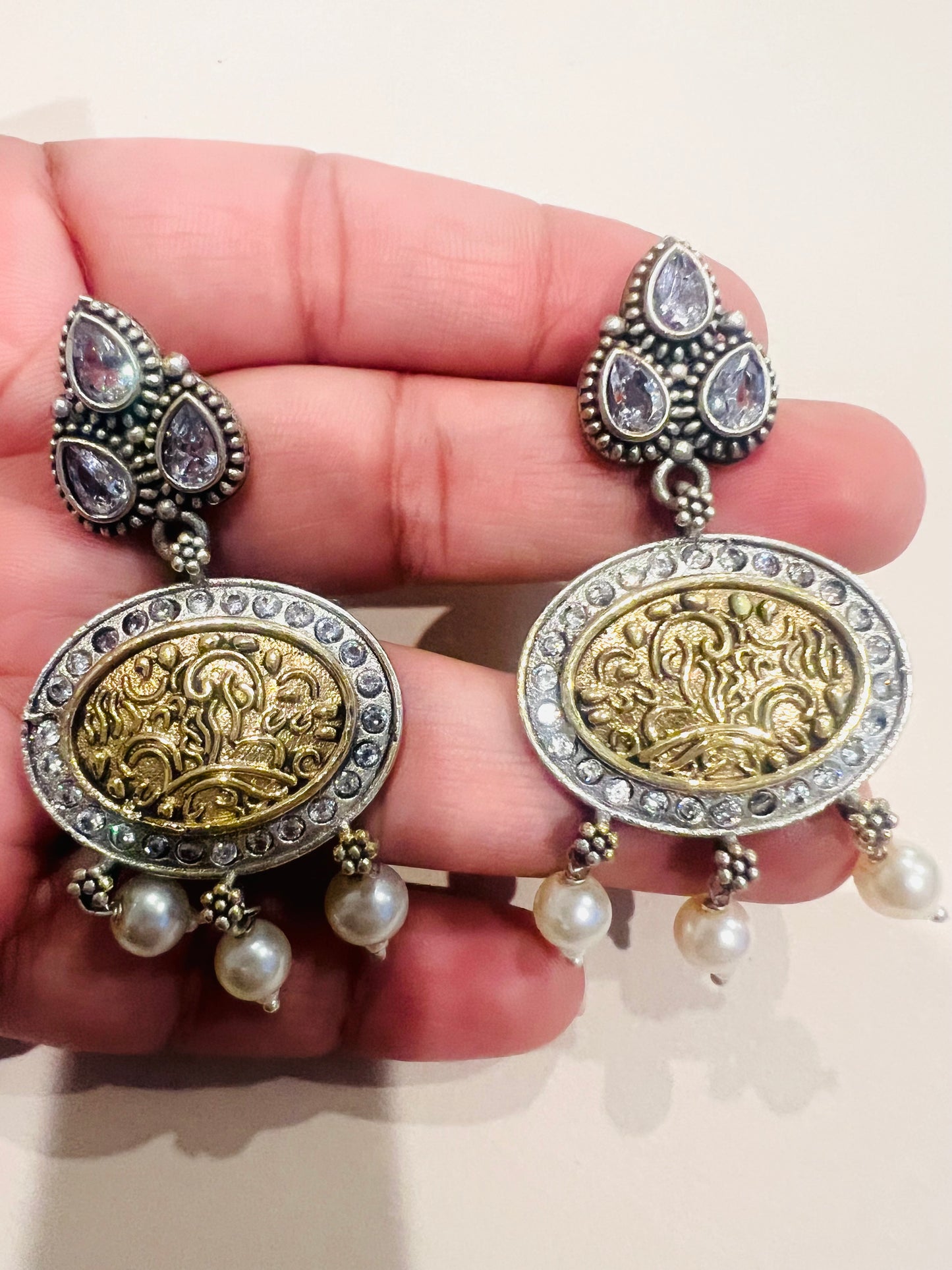 Dual Tone Necklace Set