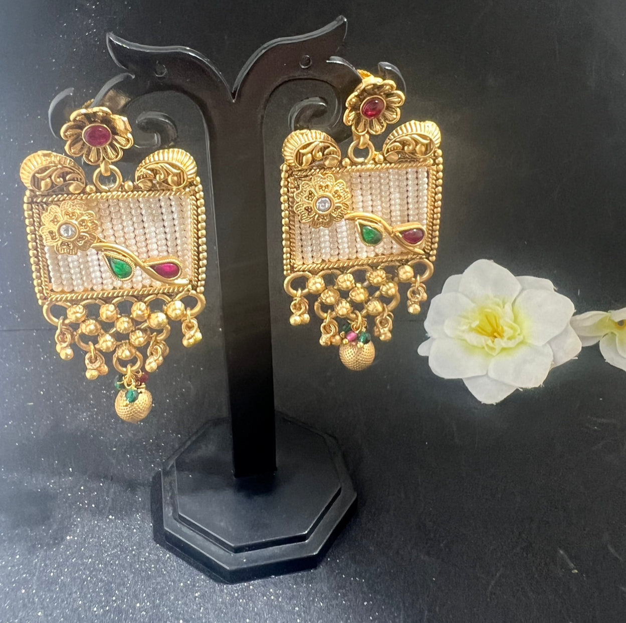 Long Pearl Necklace with earrings
