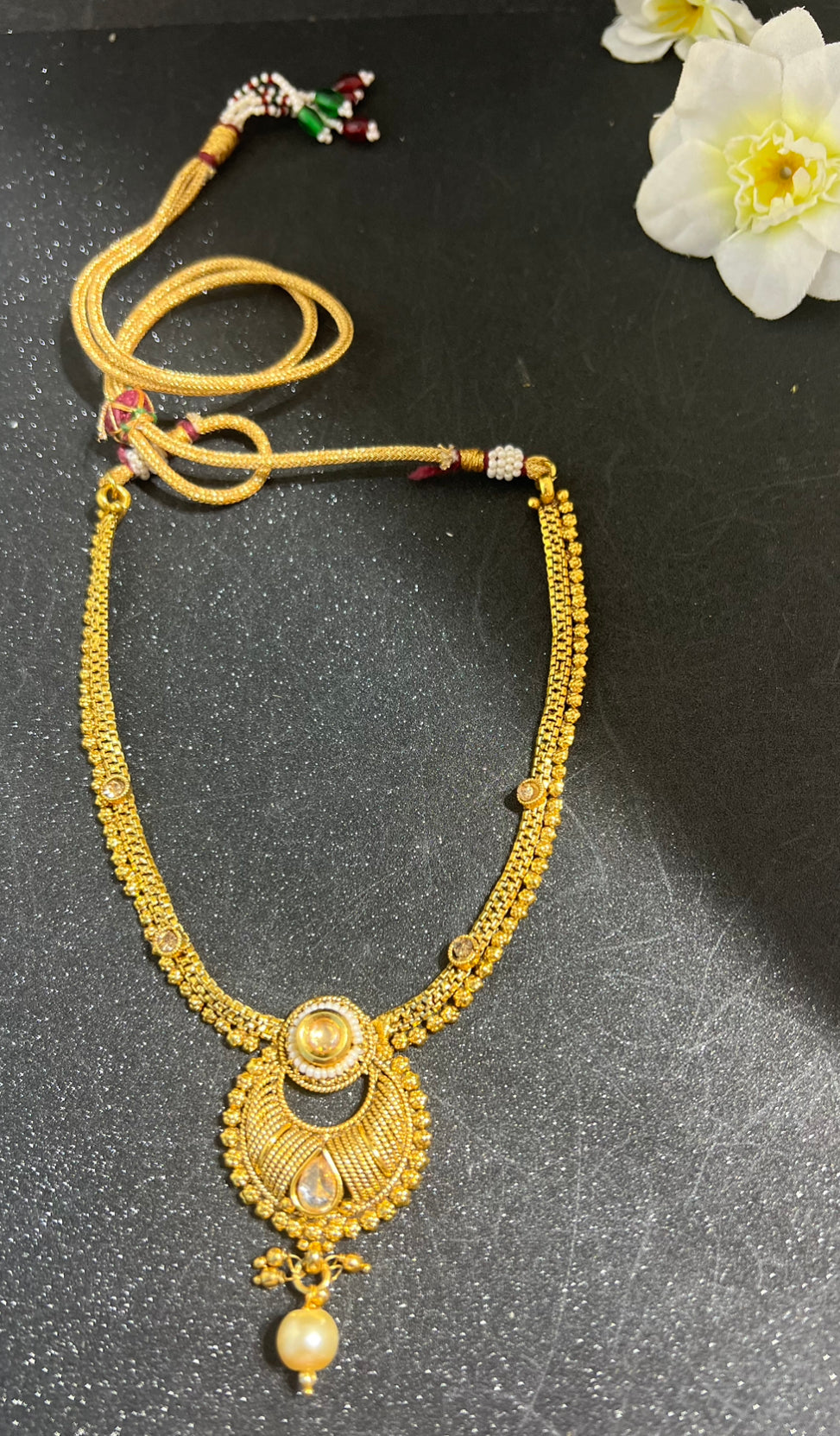 Gold plated hasdi style necklace with Earrings