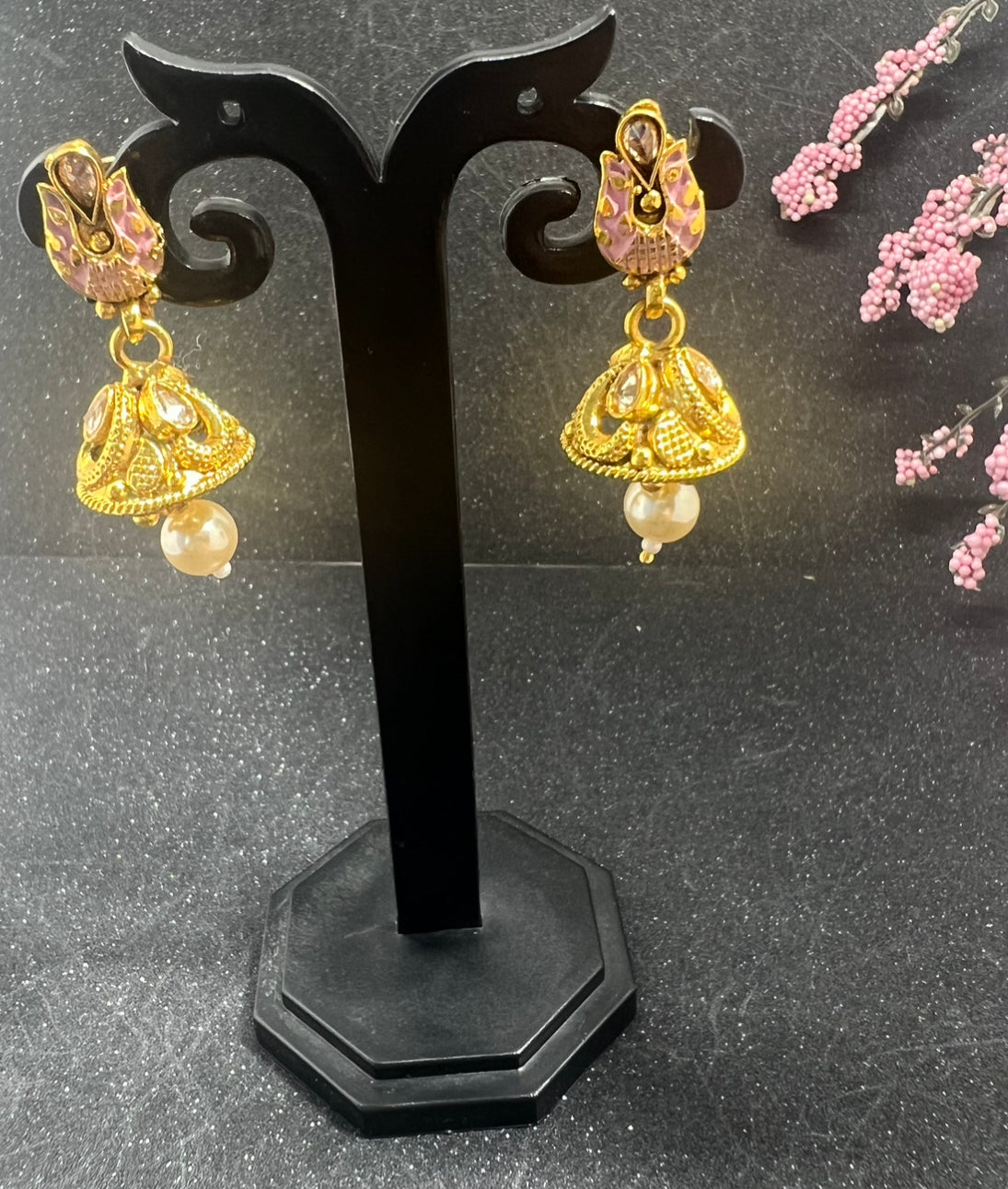 Meenakari choker with Jhumka earrings