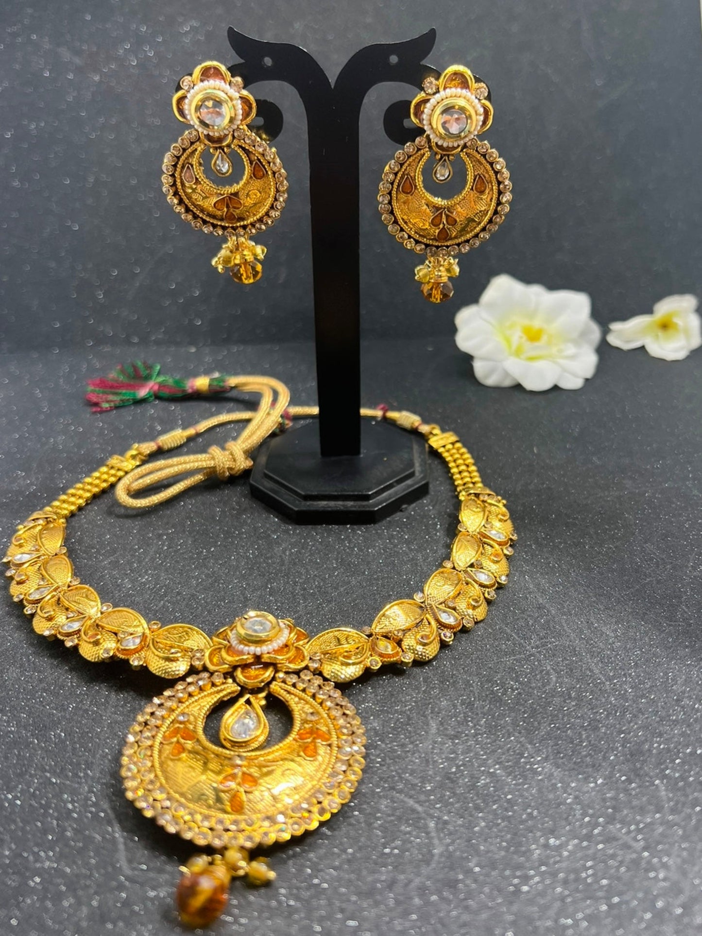 Hasdi Style Gold Plated Necklace and Earrings