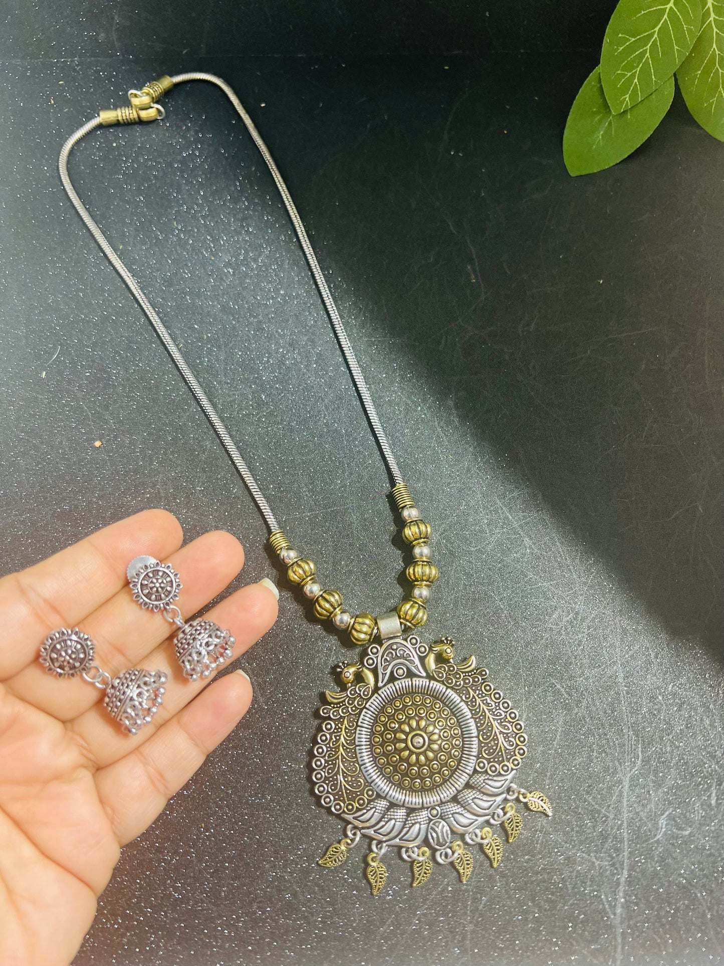 Dual Tone Pendant Necklace and light weight Jhumka