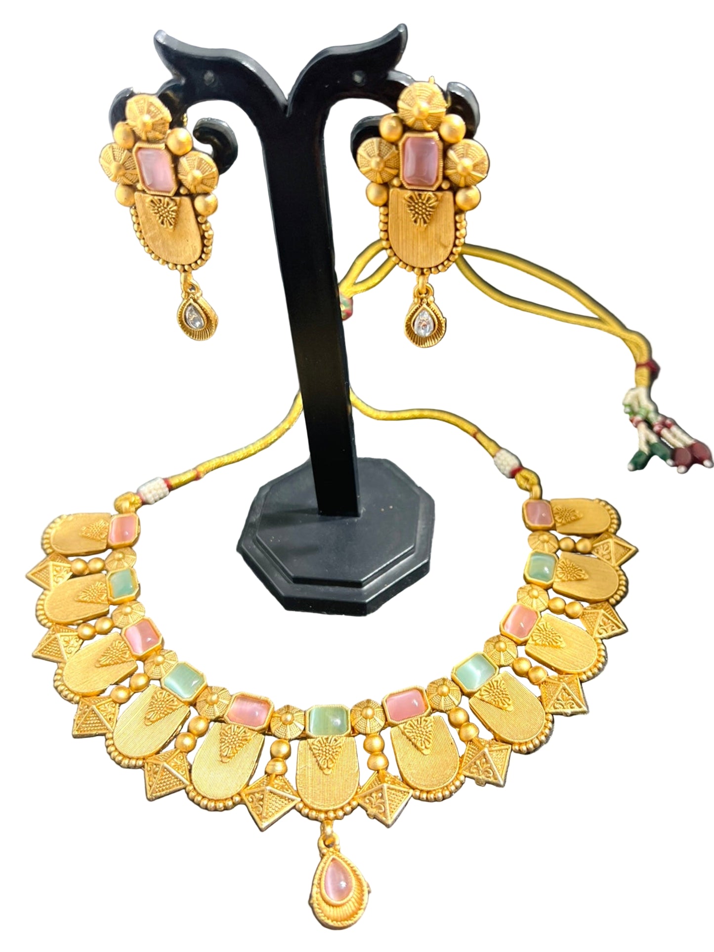 Rajwadi Choker Necklace with Earrings