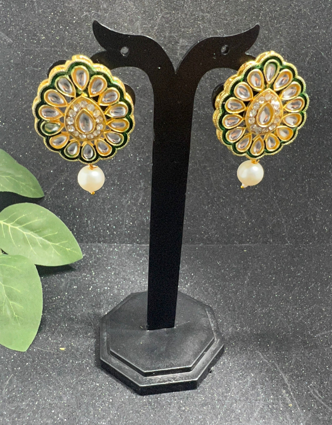 Pearl & Kundan Choker with Earrings