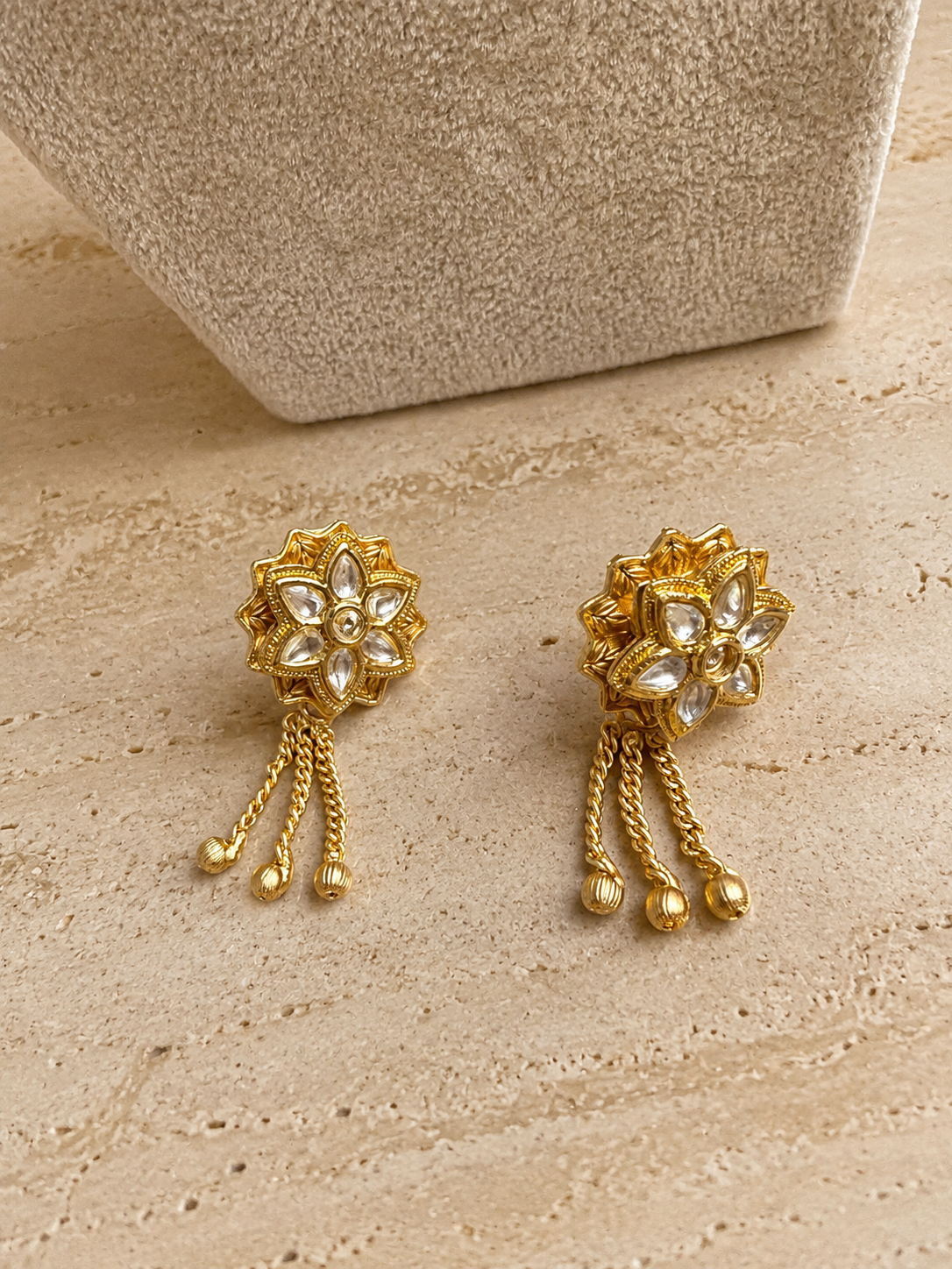 Pearl and Gold-Plated Necklace Set