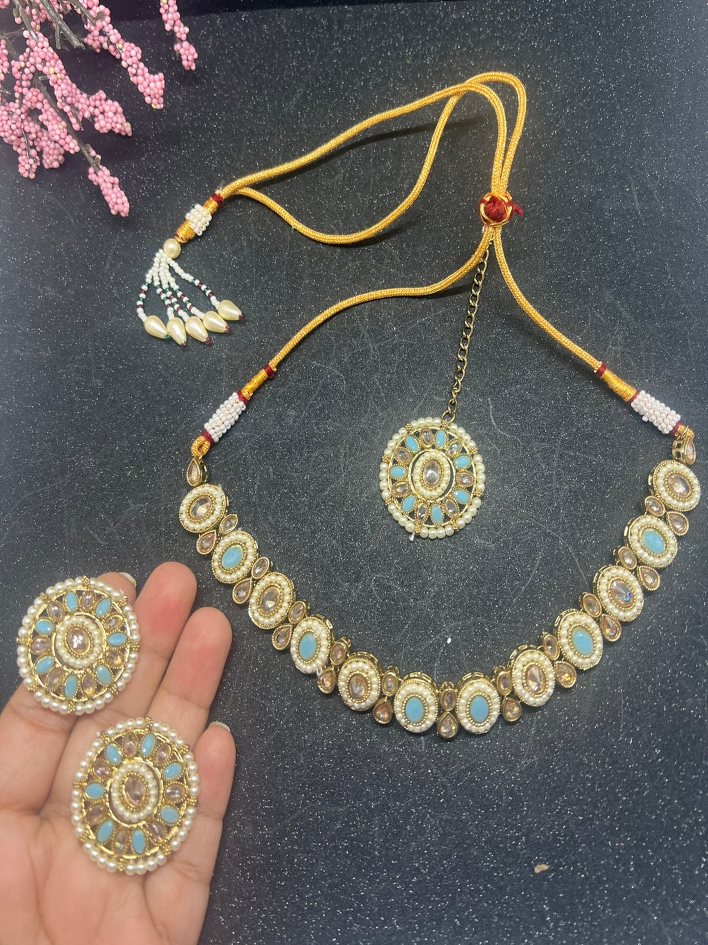 Antique Pearl Choker with studs