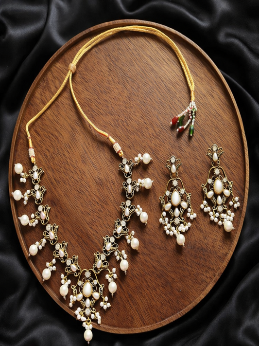 Antique Pearl Choker/Necklace Set