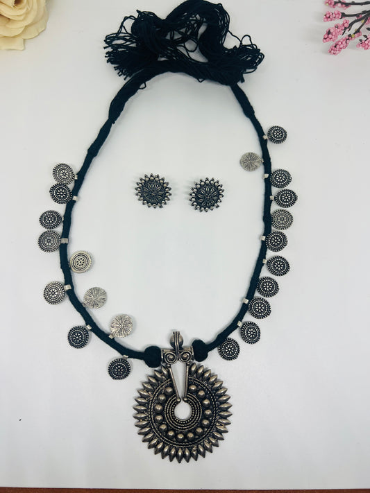 Threadwork Long Necklace Set