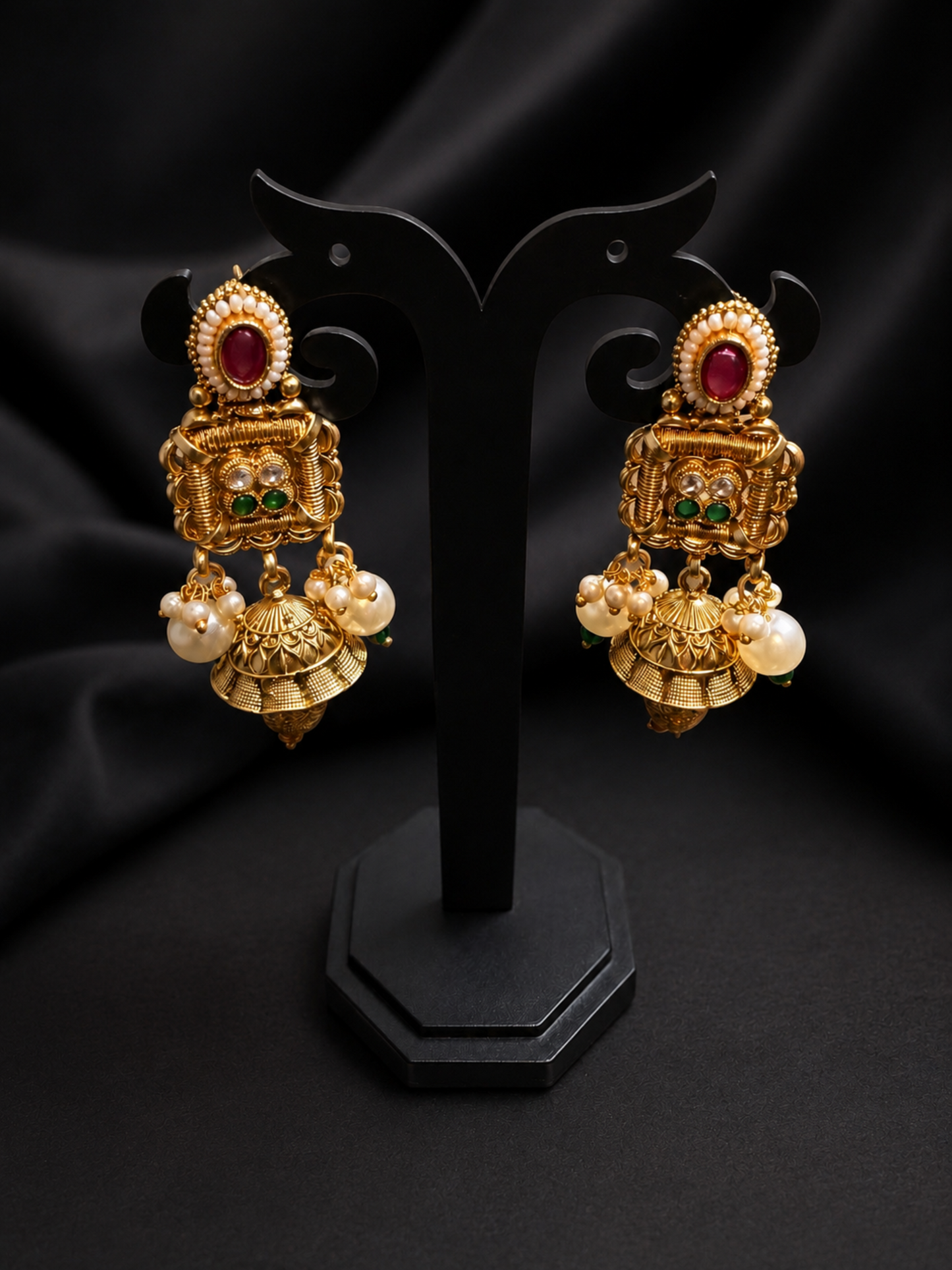 Crystal and Stone work Necklace Set