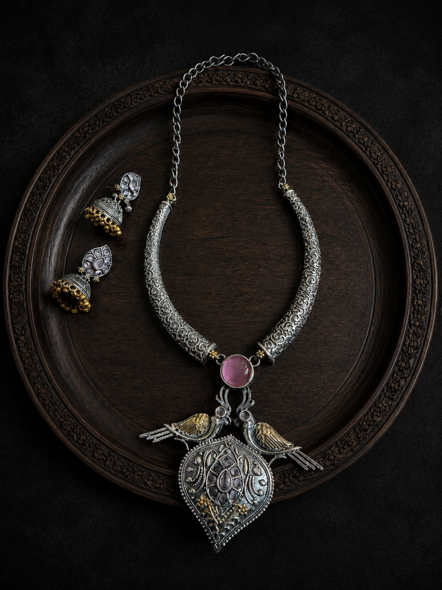 Dual Tone Choker Necklace with Jhumka Earrings.