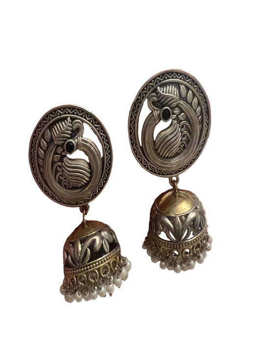 Dual tone Jhumka/Earrings