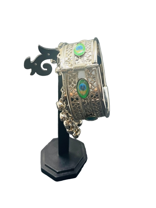 Peacock Theme Openable Bracelet.