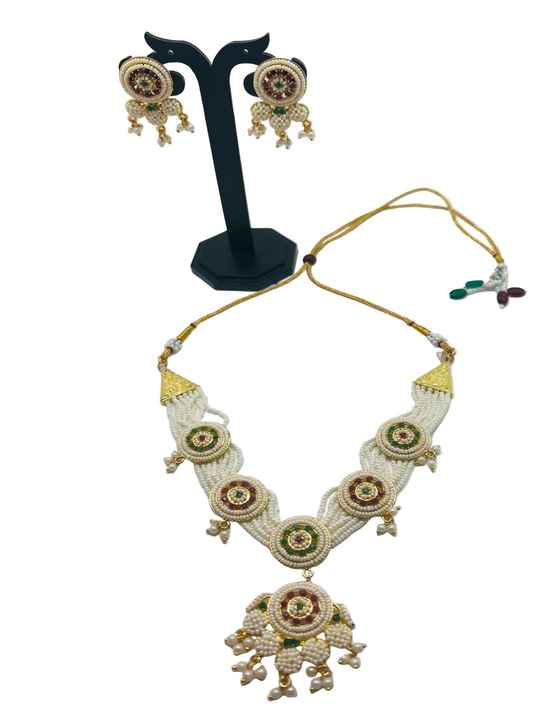 Pearl Necklace with drop earrings