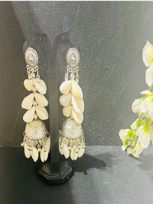 Cowrie/ Kodi Earrings