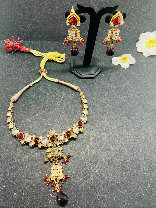 Uncut Diamond Necklace with Earrings.