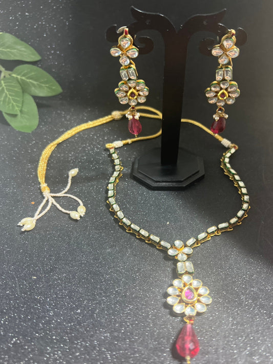 Kundan Necklace with Earrings