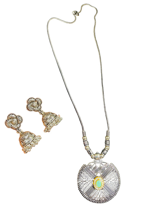 Pendant Necklace