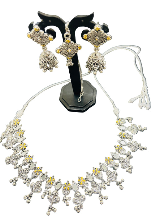 Dual Tone Choker with earrings