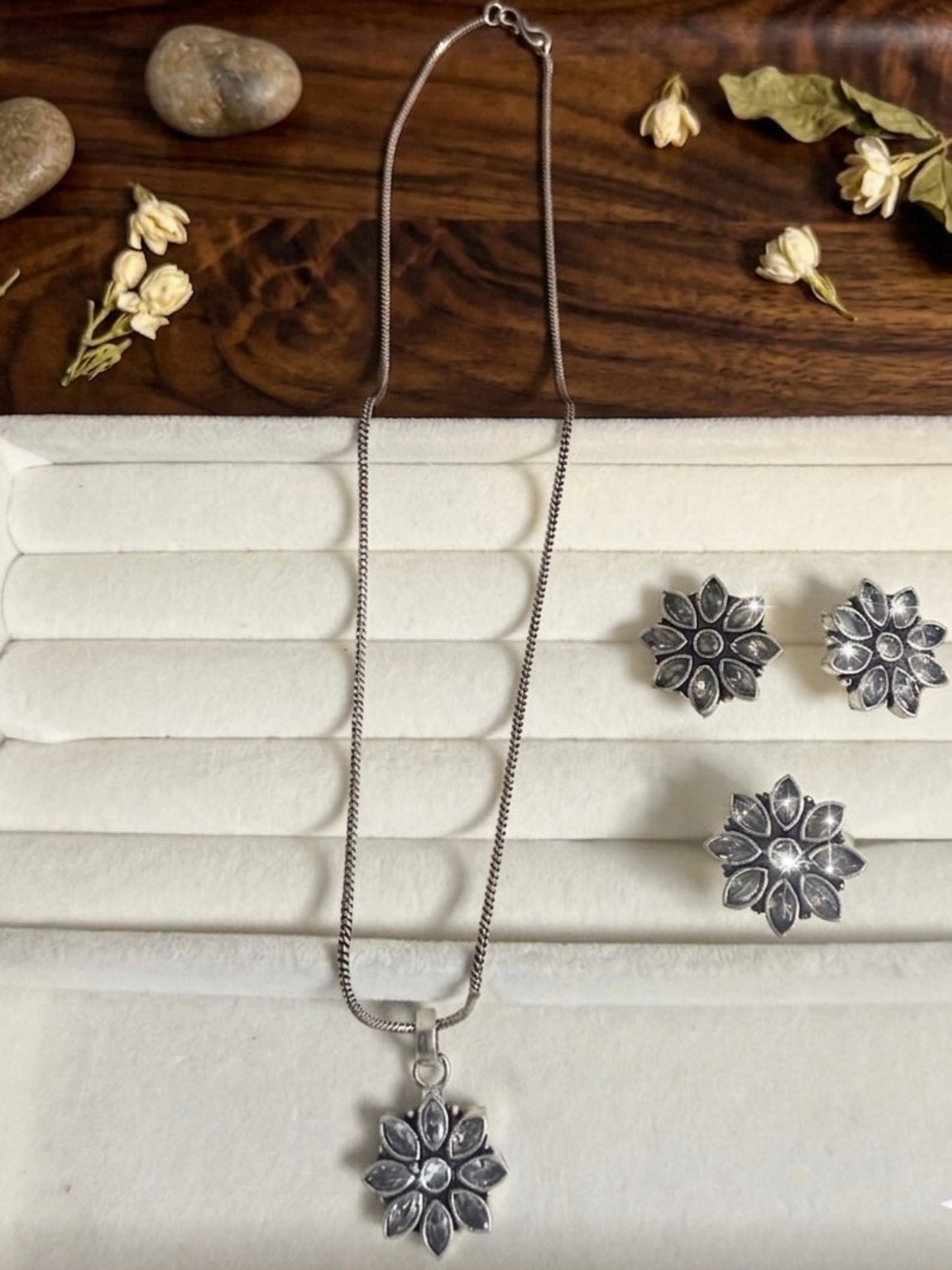 Pendant Set with Ring