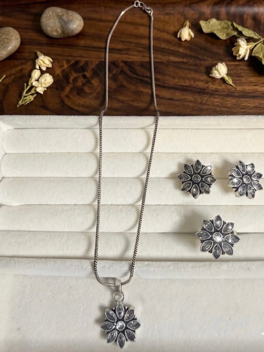 Pendant Set with Ring